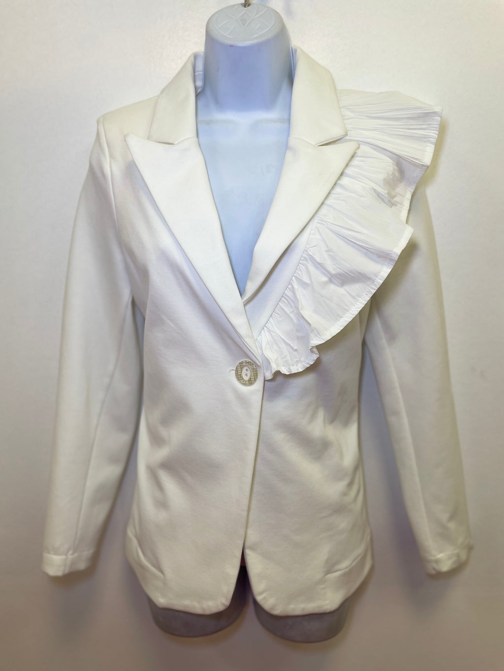 Ruffle Blazer in Black