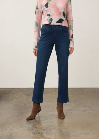 FDJ Pull on Straight Leg Dark Wash