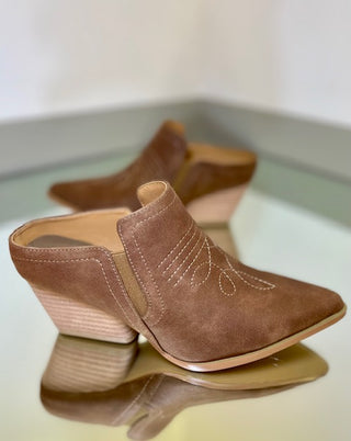 Corkys Cognac Toe Tapper