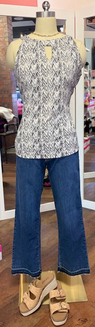 LuLu B Cathy Keyhole Top CHNU