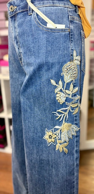 CharlieB Flower Sequin Jean Medium Blue