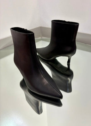 Corkys Gold Digger Black