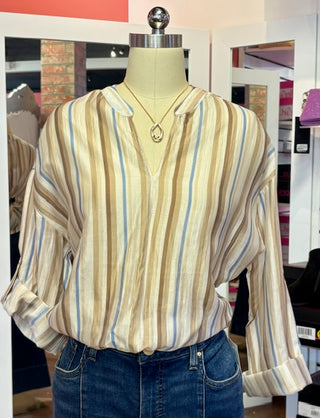 Charlie B Print Blouse Front Knot Brownie