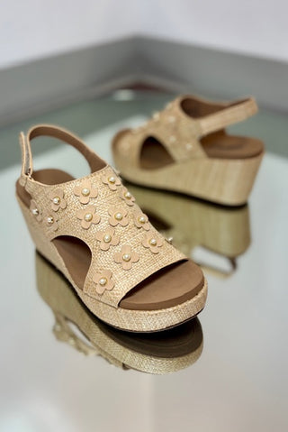 Corkys Carley Raffia Flower