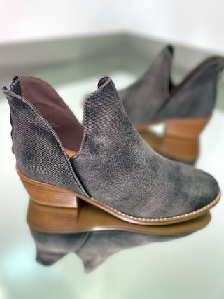 Corkys Vanish Washed Black Booty