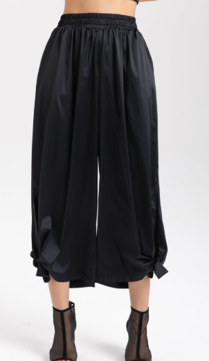 Isle Apparel Stardom tie black pants