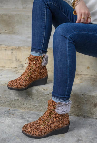 Fox Bay Leopard bootie
